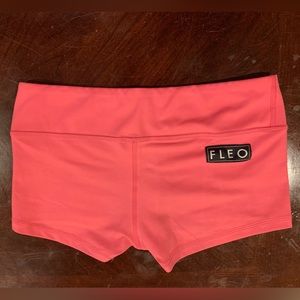 Fleo Med OG bubblegum pink shorts